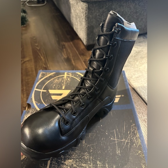 Gore-Tex Winter Boots (Black-Half Leg cut style) - Picture 8 of 16